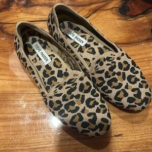 Steve Madden cheetah print flats
